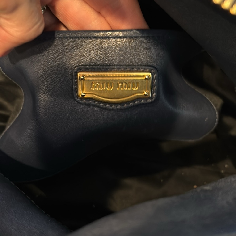 💙👜Miu Miu Bow Bag Matelasse💙 - Picture 11 of 16